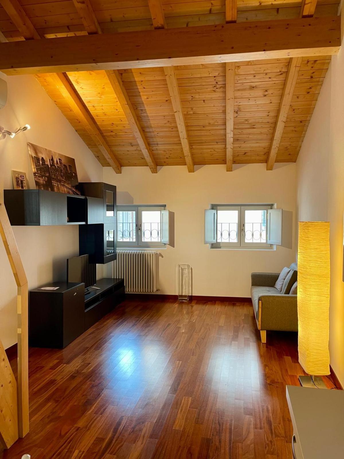 Calicantus Apartments Atena Комо Екстер'єр фото